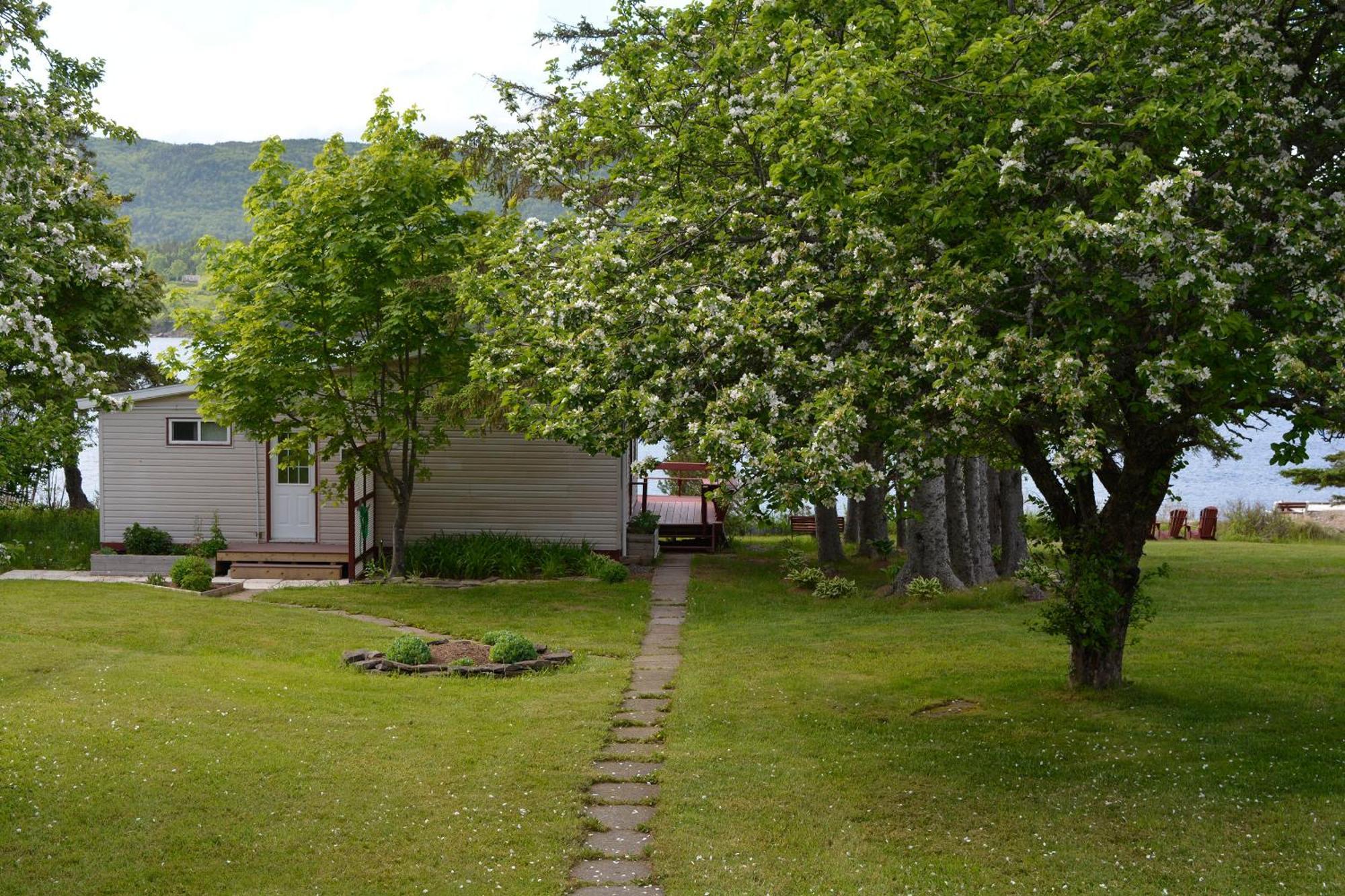 Mountain Vista Seaside Cottages Big Bras d'Or Zimmer foto